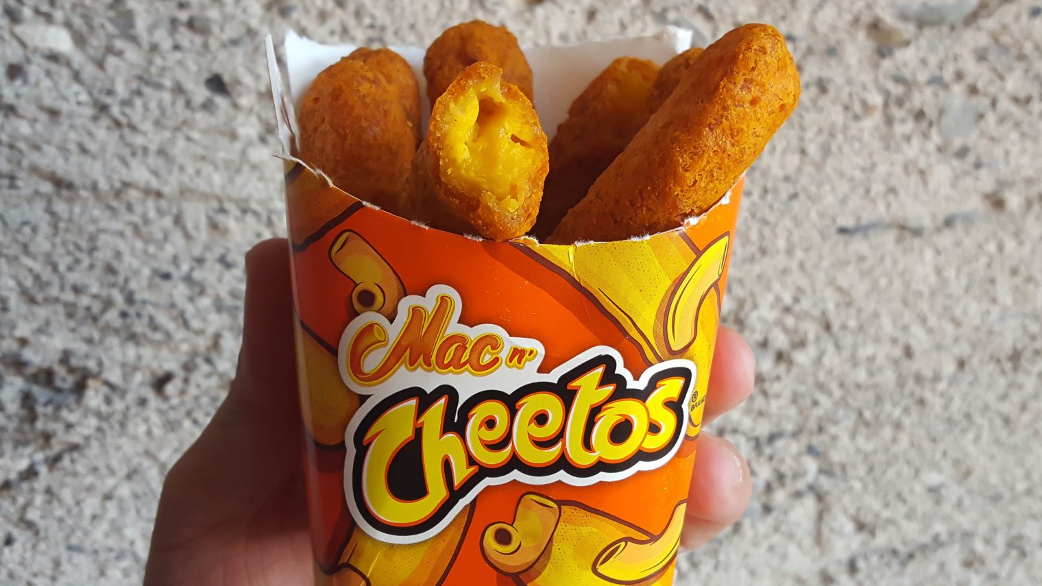 mac-n-cheetos