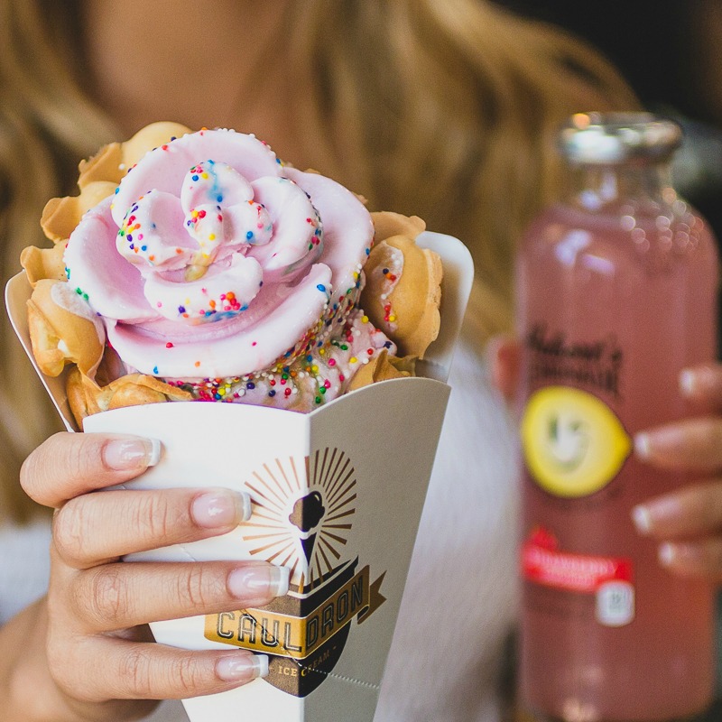 strawberry lemonade ice cream