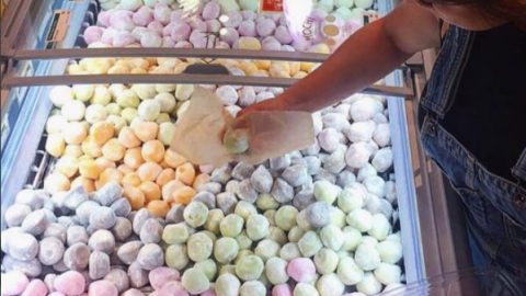 self-serve mochi ice cream bars