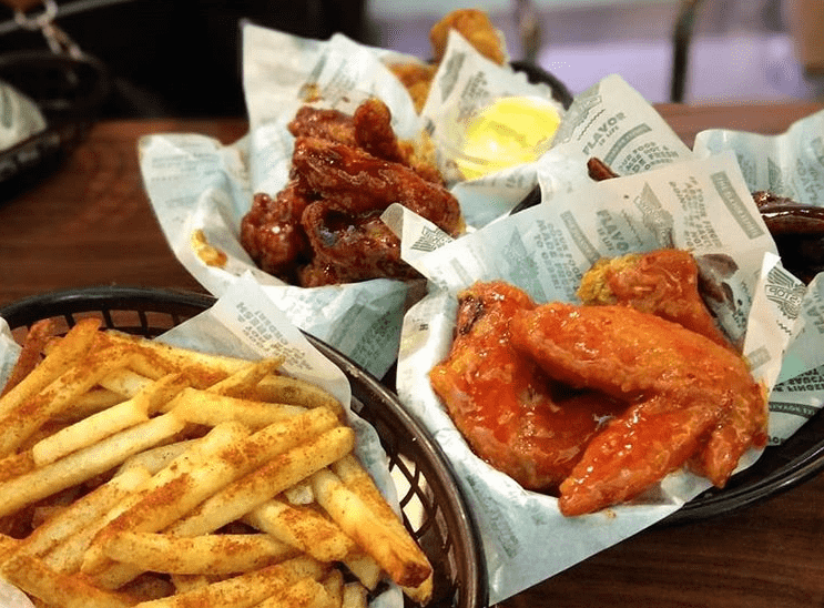 best chain restaurant wings