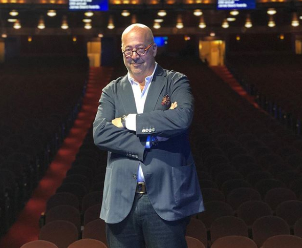 andrew zimmern