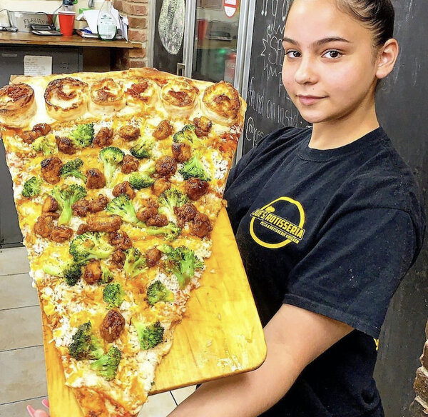 General Tso Pizza