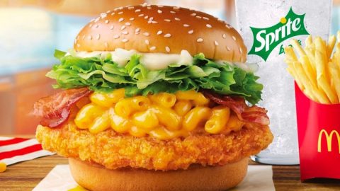 McDonald's Spicy Mac and Cheese Burger